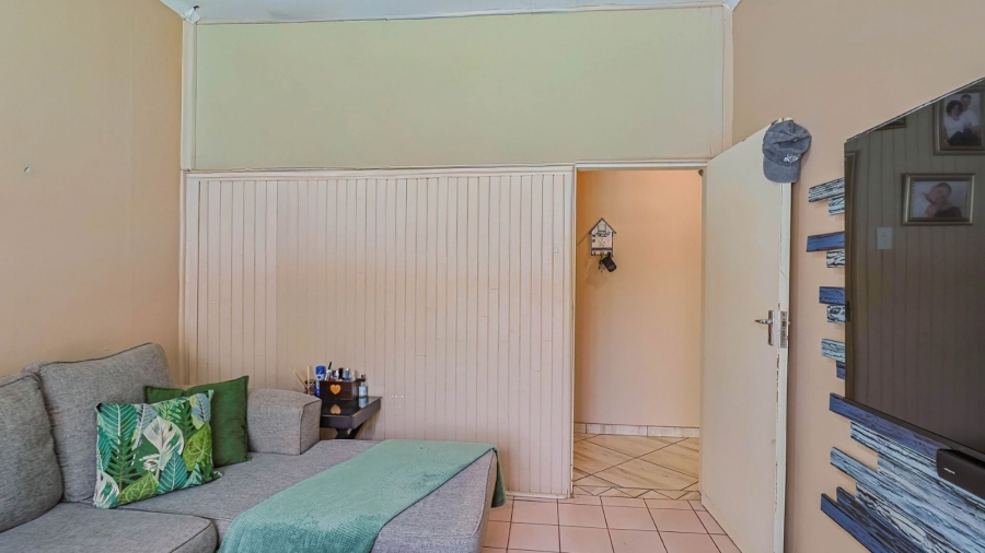 4 Bedroom Property for Sale in Safari Gardens North West